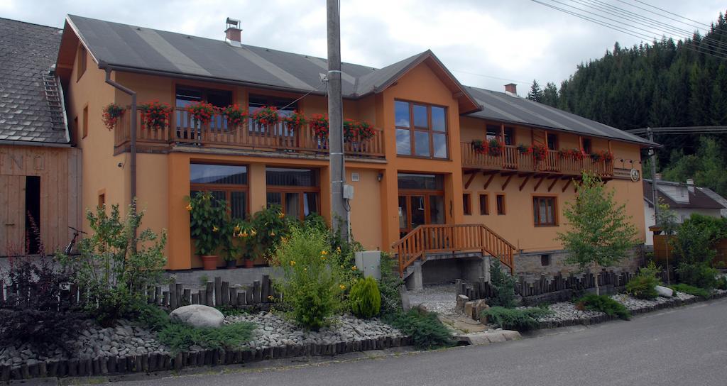 Penzion Pod Kycerou Зуберец Экстерьер фото